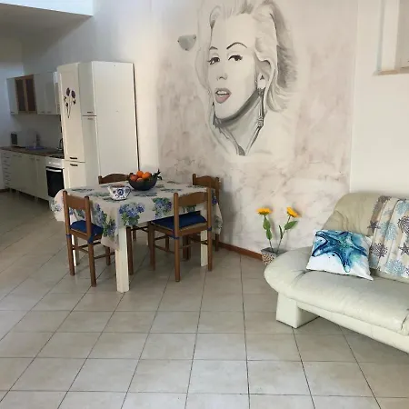 Casa Vacanza Marilyn Monroe